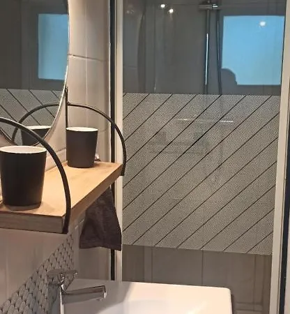 Le P'tit Cauxtier Nyaraló *